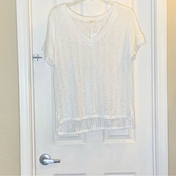 ODDY White V-Neck Crochet Top Size Large - Picture 8 of 9